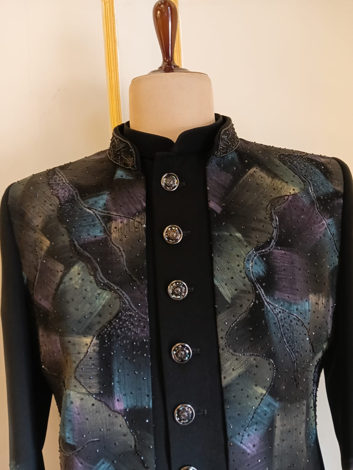 Noir Gleam Kurta Set