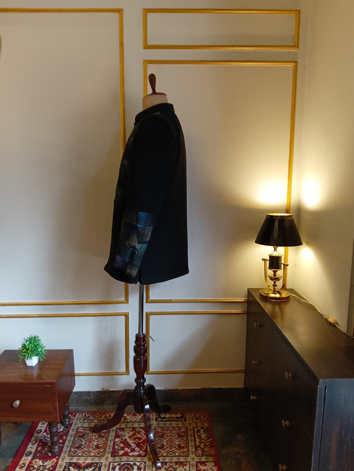 Noir Gleam Kurta