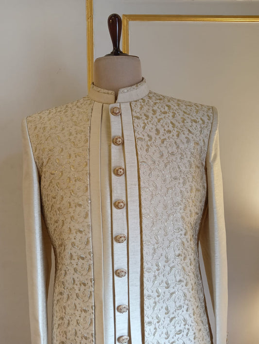 Silk Majesty Ensemble