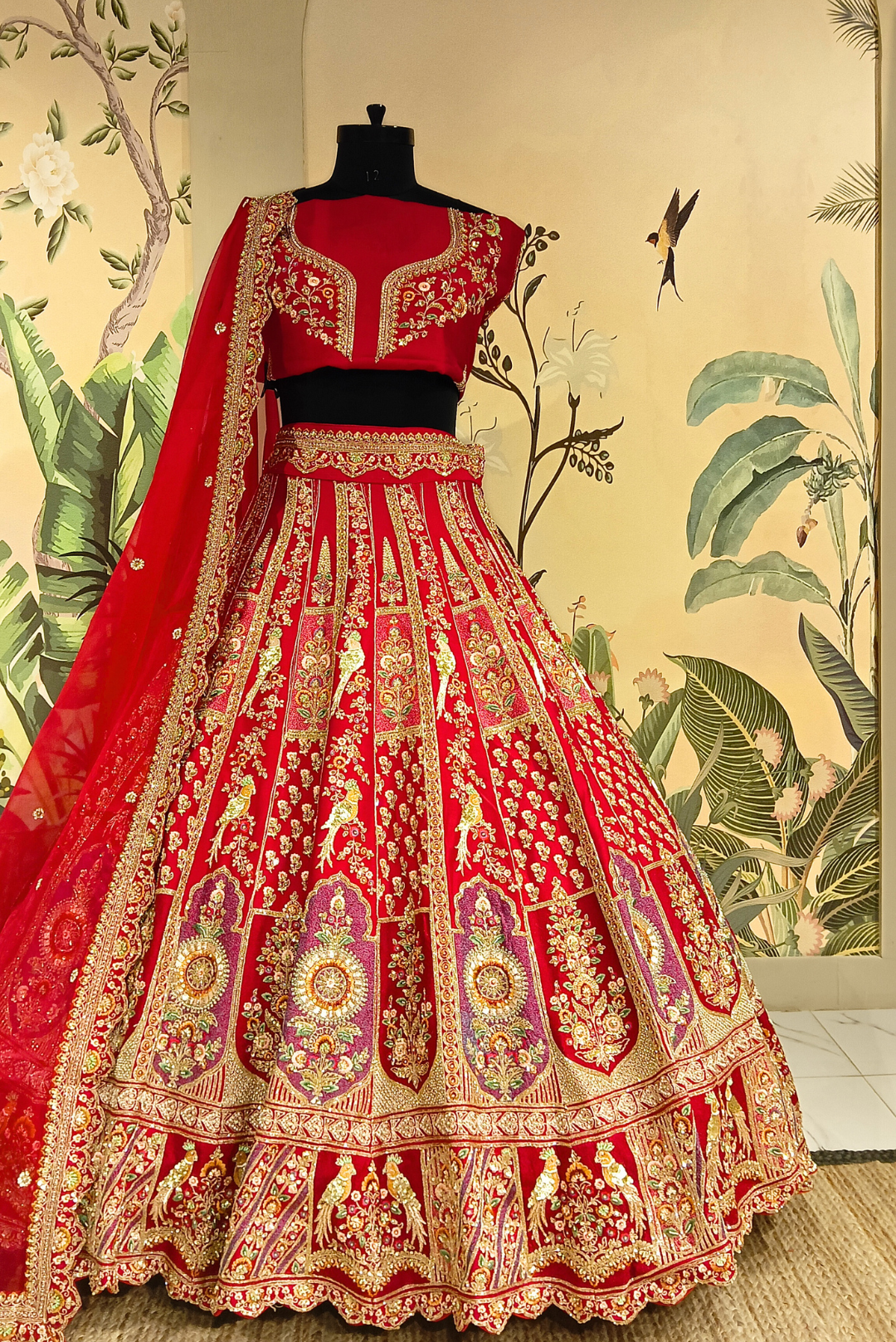 Scarlet Bridal Majesty