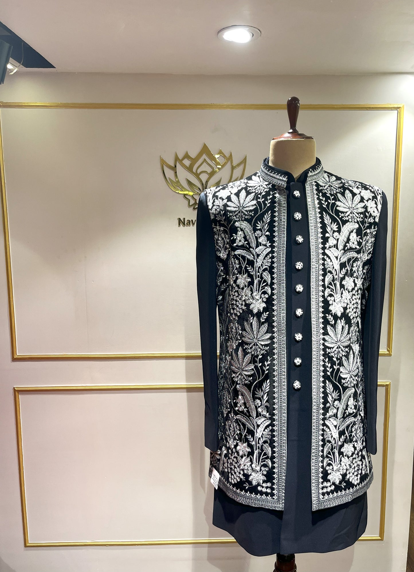 Navy Royal Ensemble