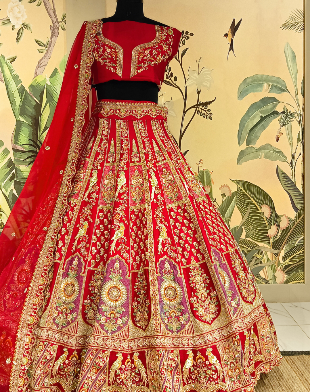 Scarlet Bridal Majesty