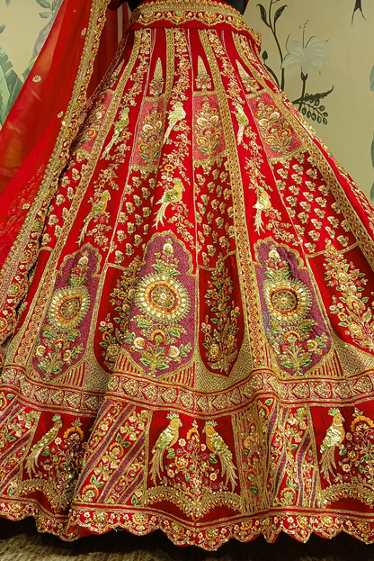 Scarlet Bridal Majesty