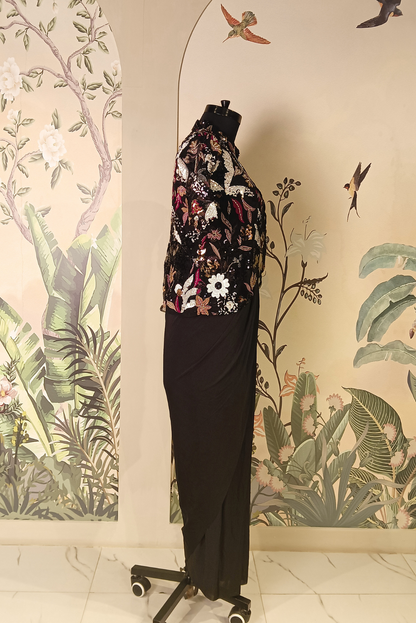 Noir Drape Affair