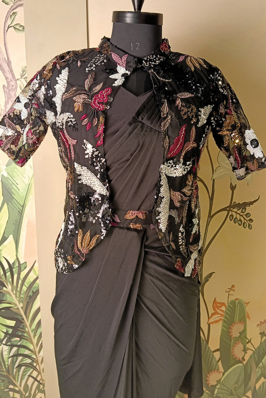 Noir Drape Affair