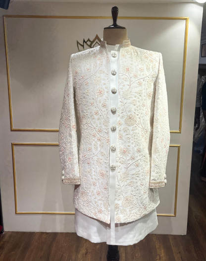 Heritage White Charm